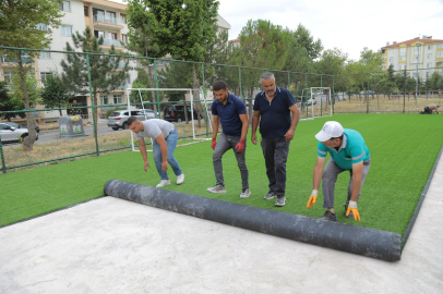 Edirne’de Halı Sahalar Yenileniyor