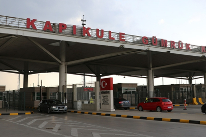 Gurbetçiler Sınır Kapısında "Hızlı Geçişten" Memnun