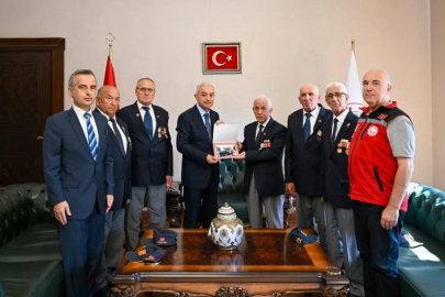 Vali Turan, Kıbrıs Gazilerini Makamında Ağırladı