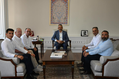 ETUS Başkanı Aytaç Dilci ve Yönetimi, Vali Sezer’i Ziyaret Etti