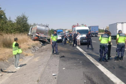 Tekirdağ’da Süt Kamyonu İle Otomobil Çarpıştı: 4 Kişi Hayatını Kaybetti