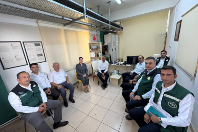 Vali Sezer, DSİ Genel Müdürü Balta ve Belediye Başkanı Akın, Üreticilerle Bir Araya Geldi