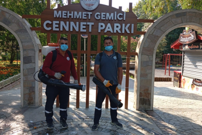 Keşan Belediyesi’nden Parklarda Haşereyle Mücadele Çalışması