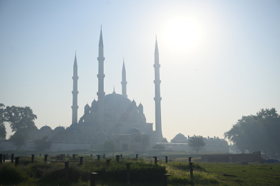 Bulgaristan'daki Orman Yangınının Koku ve Dumanı 50 Kilometre Uzaklıktaki Edirne'ye Ulaştı