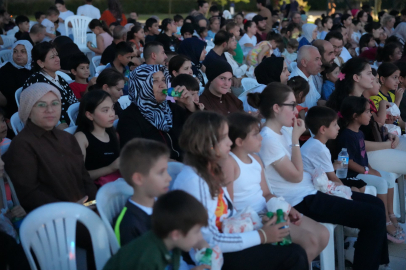 Çorlu'da Açık Hava Sinema Günleri'ne Yoğun İlgi