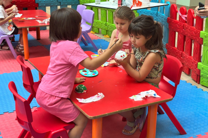 Edirne’deki AVM’den Çocuklara Seramik Atölyesi