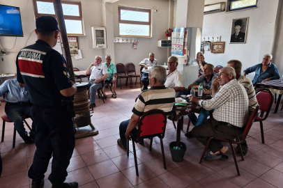 Edirne'de Jandarma Ekipleri Orman Yangınlarına Karşı Vatandaşları Bilgilendirdi