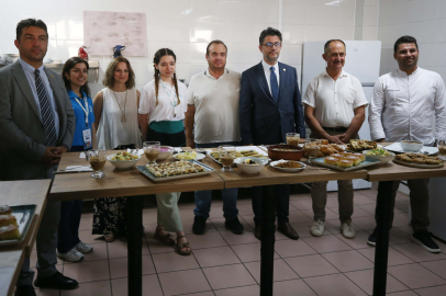 Yabancı Öğrenciler, Yunus Emre Enstitüsünün Yaz Okulunda Yöresel Yemeklerini Tanıttı