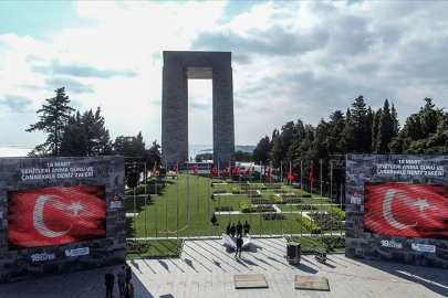 Çanakkale Güne Güneşli Başladı, Sıcaklık 34 Dereceyi Görecek