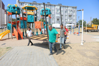 Fatih Mahallesi’ndeki Çocuk Parkında Bakım ve Onarım Çalışması