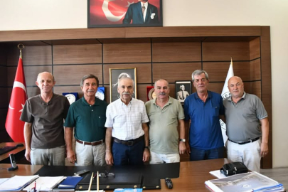 Başkan Mehmet Özcan, Geçmiş Dönem Meclis Üyelerini Ağırladı