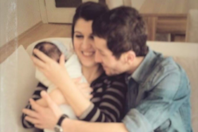 Eşi ve Çocuğunu Öldürüp, Arayanlara 'Uyuyorlar' Demiş