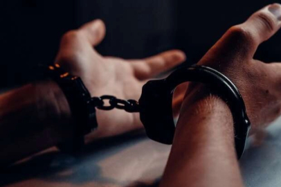 Evinde Uyuşturucu Ele Geçirildi