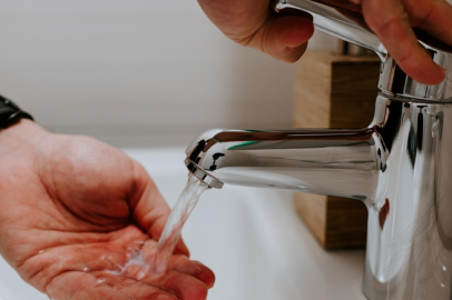 Su Borusu ve Musluklar Çalındı