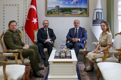 Yeni Zelanda Büyükelçisi Lewis'tan Vali Toraman'a Ziyaret