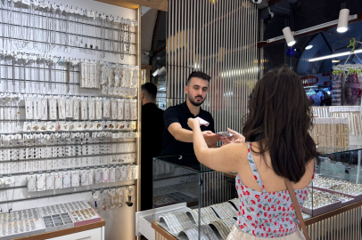 Edirneli Gençlerin Takı Tercihi; Bileklik ve Kolye