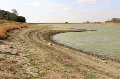 Tekirdağ'daki Bıyıkali Göleti'nin Su Seviyesi Yüzde 5'e Düştü