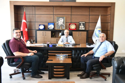 Başkan Özcan, Edirne İl Ticaret Müdürü ve Keşan TSO Yetkililerini Ağırladı