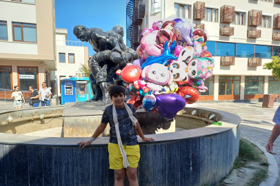 Edirneli Aras Harçlığını Balondan Çıkarıyor
