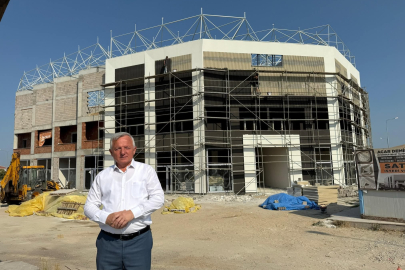 Kerman, Sosyal Tesis İnşaatını İnceledi