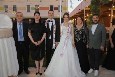 Başkan Akın, Genç Çiftin Mutluluğuna Ortak Oldu