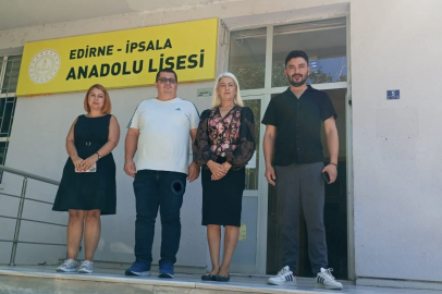 Uyanık, Okullara Ziyaretlerde Bulundu