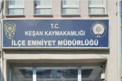 Eşi Evine Almayıp Eşyalarını Dışarı Attı