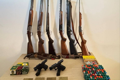 Tekirdağ'da 2 Ruhsatsız Tabanca ve 8 Av Tüfeği Ele Geçirildi