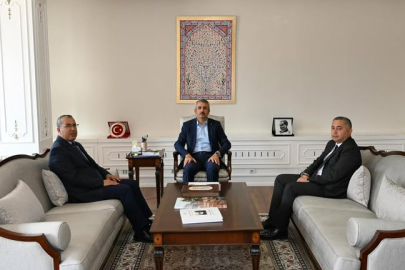 Yeni Trakya Gümrük ve Dış Ticaret Bölge Müdürü’nden Vali Sezer’e Ziyaret