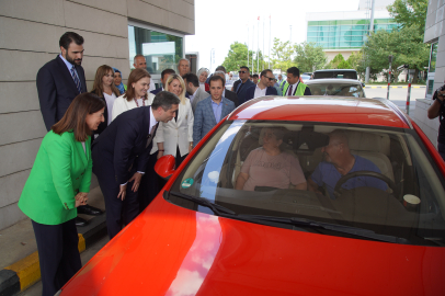 AK Parti Genel Başkan Yardımcısı Sırakaya, Kapıkule'de Gurbetçileri Uğurladı