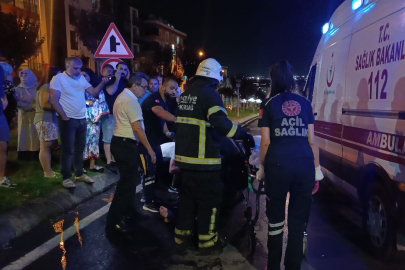 Tekirdağ'da Otomobilin Yayalara Çarpma Anı Güvenlik Kamerasında