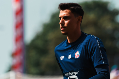 Berke Özer, Lille Formasıyla İlk Maçına Çıktı