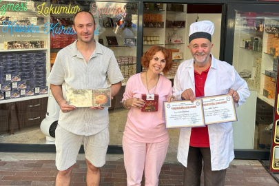 Çölyak Hastaları İçin "Glutensiz" Osmanlı Saray Tatlıları Sunan İşletmeye Teşekkür