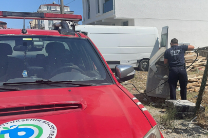 Yanıcı Malzeme Çöp Konteynerinde Yangın Çıkardı