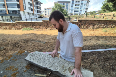 Define Avcılarının Tahrip Ettiği Kabirlerin, Kırımizade Sülalesinden Hasan Efendi'ye Ait Olduğu Ortaya Çıktı
