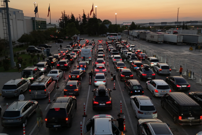 Kapıkule'de Gurbetçilerin Hüzünlü Dönüş Yolculuğu