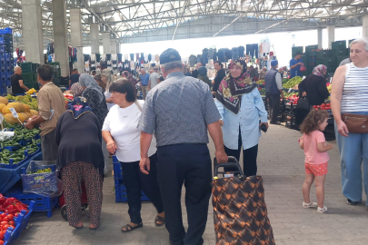 Havsa Halk Pazarında Adım Atacak Yer Yok