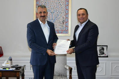 Bulgaristan Hitrino Belediye Başkanı’ndan Vali Sezer’e Davet Ziyareti