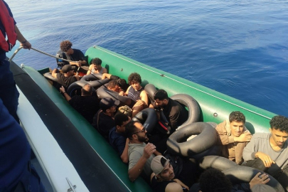 Çanakkale'de 18 Kaçak Göçmen Yakalandı