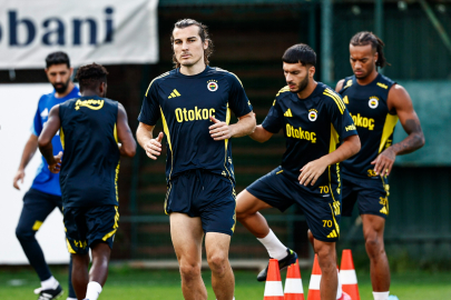 Fenerbahçe’de Yeni Transfer Edson Alvarez, İlk Antrenmanına Çıktı