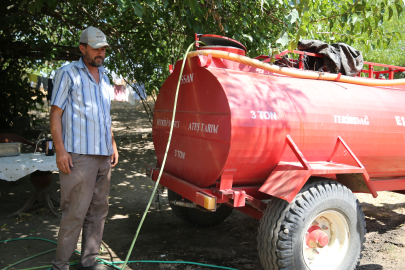 Edirne'de Besiciler, Su Kaynaklarının Kuruma Noktasına Geldiği Meralardaki Hayvanlarına Tankerlerle Su Taşıyor
