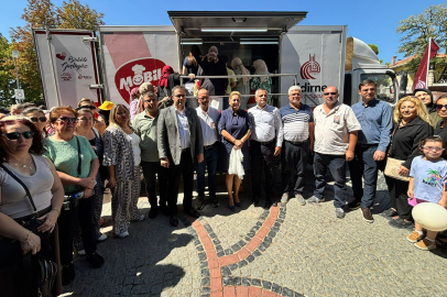 Edirne’de 30 Ağustos Nedeniyle Lokma Dağıtıldı