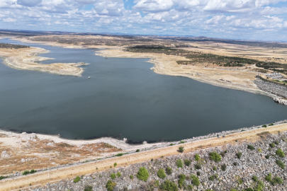 Edirne'deki Süloğlu Barajı'nın Su Seviyesi Kuraklık Nedeniyle Yüzde 20'ye Düştü