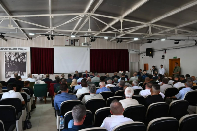 Kırklareli Valisi Turan, Babaeski'de Muhtarlarla Bir Araya Geldi