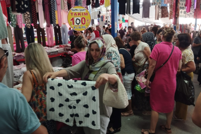 Ulus Pazarında Okul Hareketliği