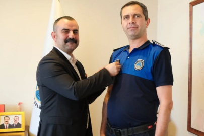 Uzunköprü’de İki Personele Zabıta Komiserliği Rütbesi Verildi