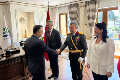 Edirne Valiliği, Zafer Bayramı Tebriklerini Kabul Etti