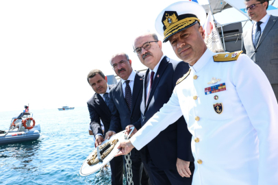 72 Yıl Sonra Şehit Denizcilerimiz Anısına Dumlupınar’a Saygı Dalışı