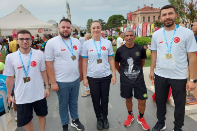 ‎Edirne Maratonu'nda Ferdi Zeyrek İçin Koştu
