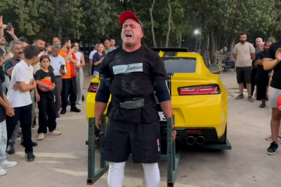 1 Ton 700 Kilogramlık Lüks Aracı Kaldırdılar